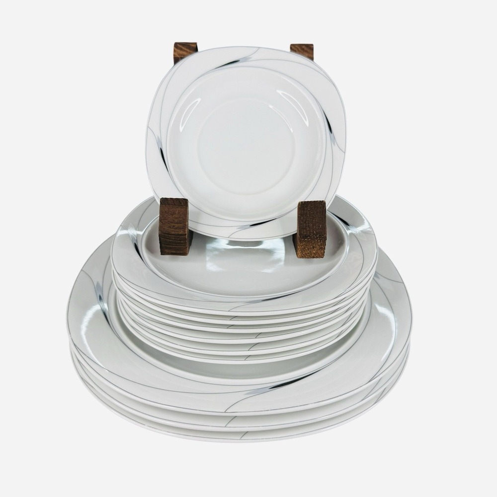 Mikasa Caviar L5806 Plate Set Of 10: 1- Saucer, 6- Salad And 3- Dinner Plates